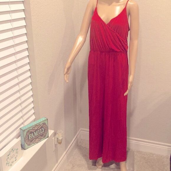 Nwt abound red hibiscus wide leg jumpsuit with adjustable spaghetti straps - Picture 1 of 7